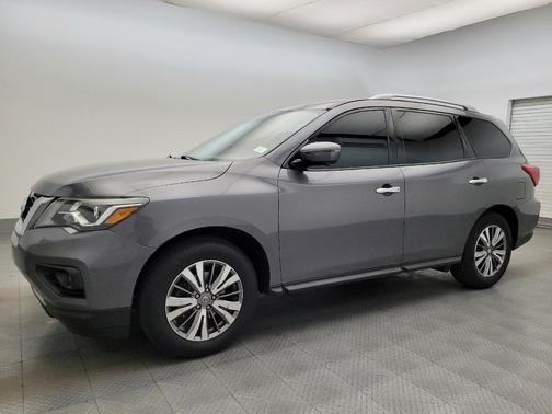 2020 Nissan Pathfinder SL 2WD