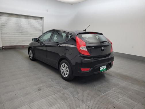 Ultra Black Pearl 2017 Hyundai Accent SE