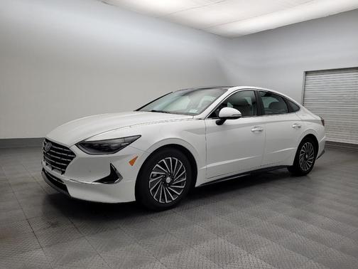 2021 Hyundai SONATA Hybrid Limited