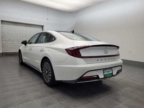 2021 Hyundai SONATA Hybrid Limited