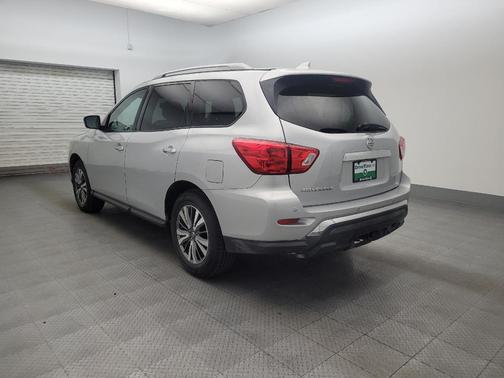 Brilliant Silver Metallic 2019 Nissan Pathfinder SV