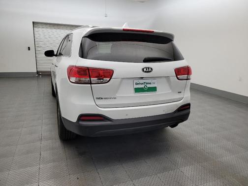 2018 Kia Sorento LX