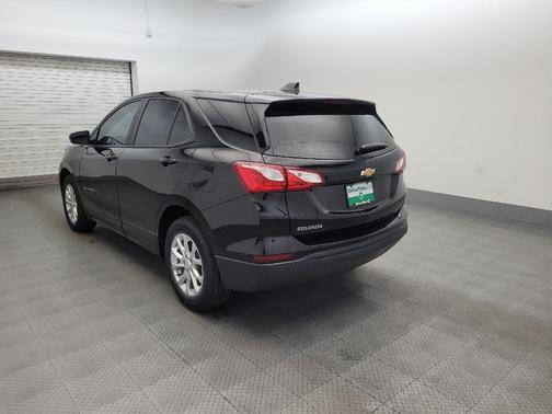Mosaic Black Metallic 2021 Chevrolet Equinox LS