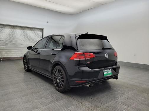 2016 Volkswagen Golf GTI 2.0T SE 4-Door