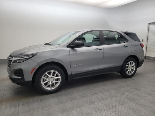 Sterling Gray Metallic 2024 Chevrolet Equinox LS