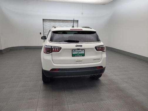 White 2019 Jeep Compass Limited