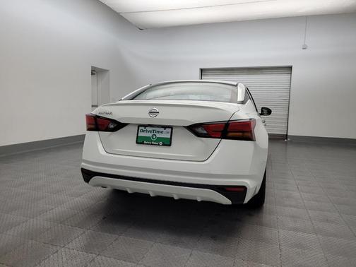 2022 Nissan Altima S FWD