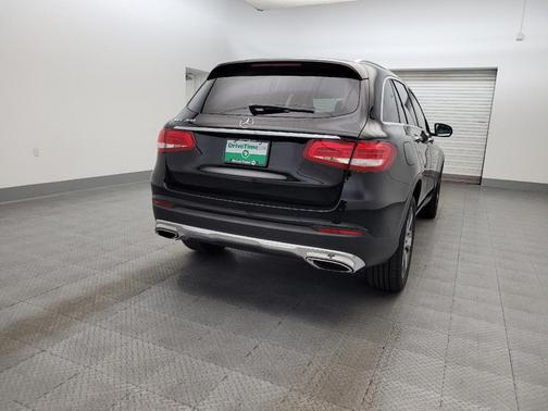 2018 Mercedes-Benz GLC 300 Base