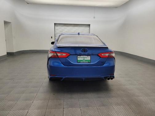 Blue Streak Metallic 2019 Toyota Camry SE