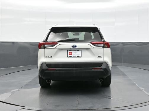 2022 Toyota RAV4 Hybrid XLE Premium