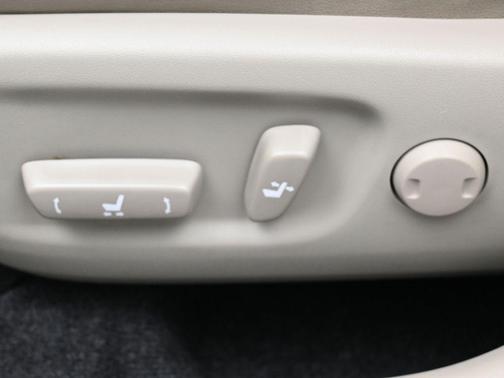 2014 Toyota Prius Four