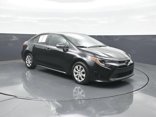 Midnight Black Metallic 2025 Toyota Corolla LE