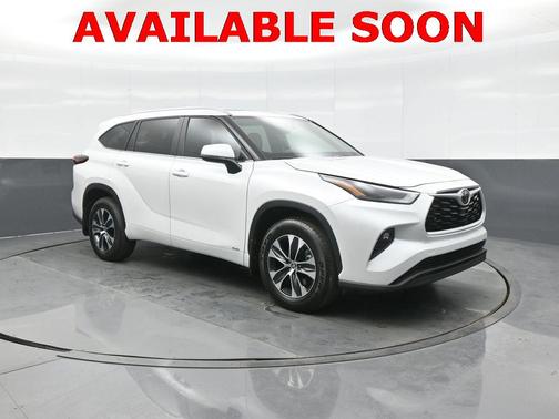 2026 Toyota Highlander Hybrid XLE