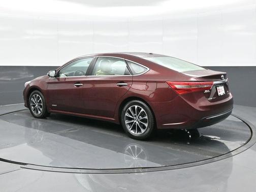 2016 Toyota Avalon Hybrid XLE Premium
