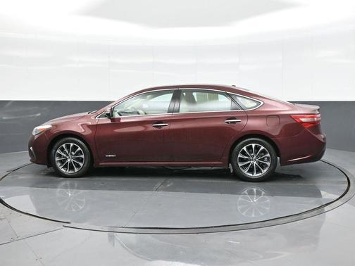 2016 Toyota Avalon Hybrid XLE Premium