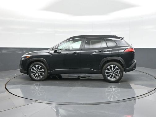 Jet Black 2025 Toyota Corolla Cross XLE