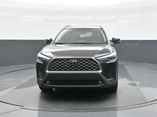 Jet Black 2025 Toyota Corolla Cross XLE