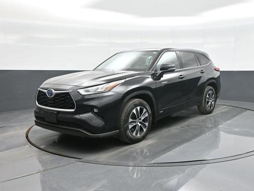 2020 Toyota Highlander Hybrid XLE
