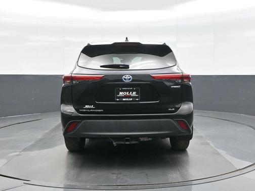 2020 Toyota Highlander Hybrid XLE