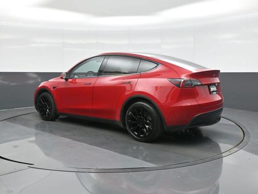 Red Multi-Coat 2021 Tesla Model Y Long Range Dual Motor All-Wheel Drive