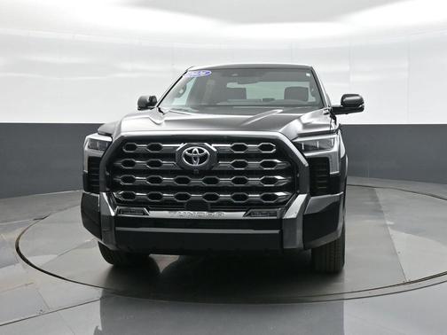 2026 Toyota Tundra Hybrid Platinum