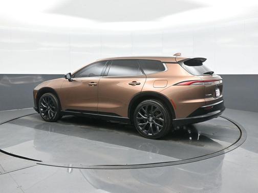 2025 Toyota Crown Signia Limited