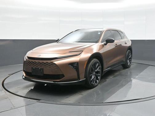 2025 Toyota Crown Signia Limited