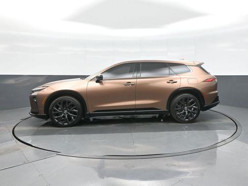 2025 Toyota Crown Signia Limited