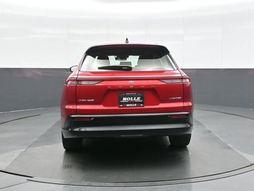 2025 Toyota Crown Signia Limited