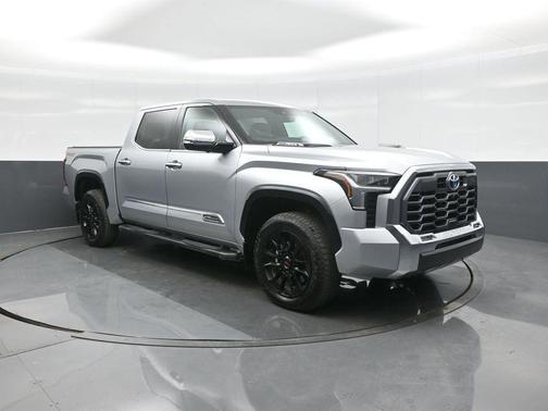 2022 Toyota Tundra Hybrid 1794 Edition