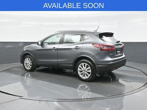 Gun Metallic 2022 Nissan Rogue Sport SV