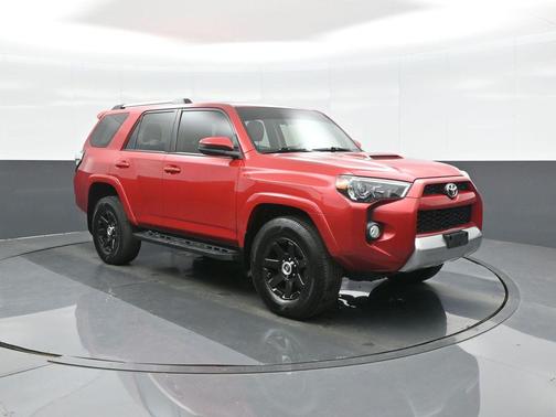 Barcelona Red Metallic 2015 Toyota 4Runner Trail