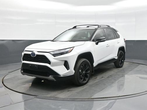 2024 Toyota RAV4 Hybrid SE