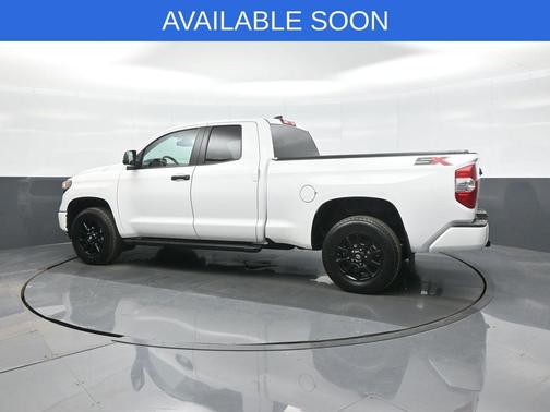 Super White 2020 Toyota Tundra SR5