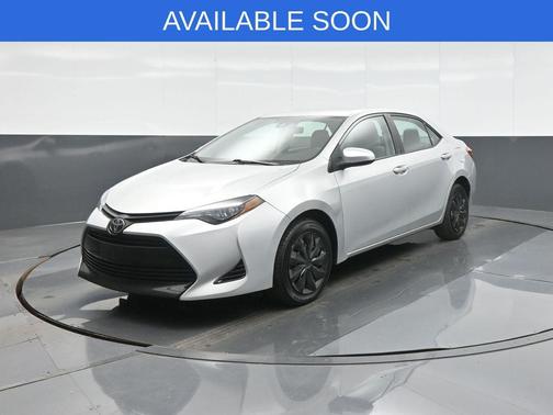 Classic Silver Metallic 2019 Toyota Corolla LE