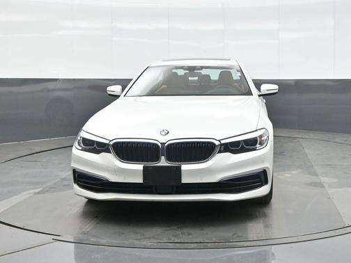 2019 BMW 530e xDrive iPerformance