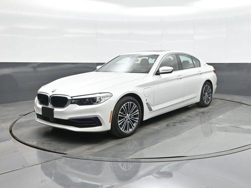 2019 BMW 530e xDrive iPerformance