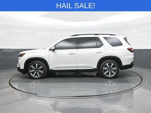 2025 Honda Pilot Touring 8-Passenger