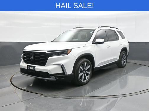 2025 Honda Pilot Touring 8-Passenger