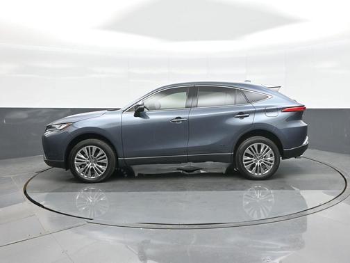 2024 Toyota Venza XLE