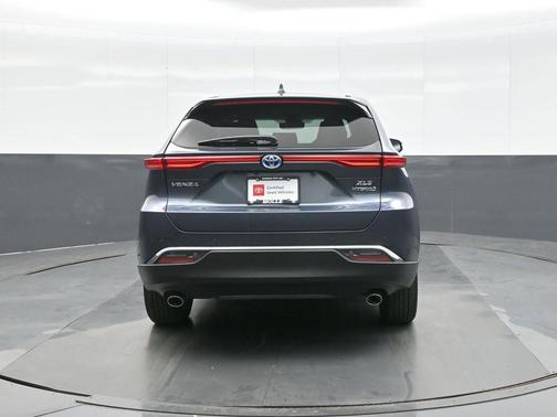 2024 Toyota Venza XLE