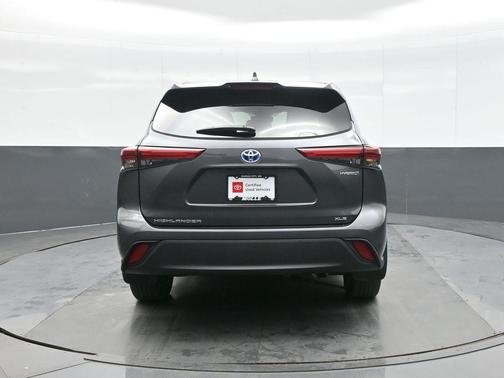 2023 Toyota Highlander Hybrid XLE