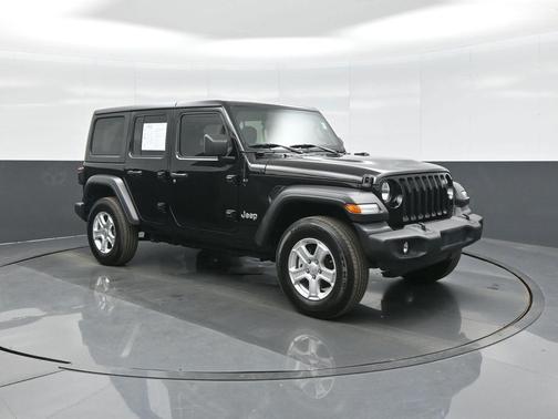 Black Clearcoat 2021 Jeep Wrangler Unlimited Sport