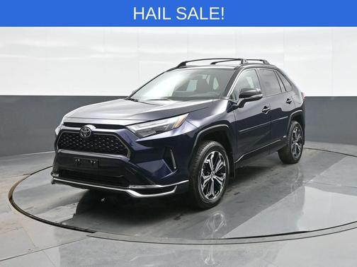 2025 Toyota RAV4 Hybrid SE