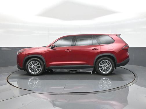 Pearl 2026 Toyota Grand Highlander Platinum
