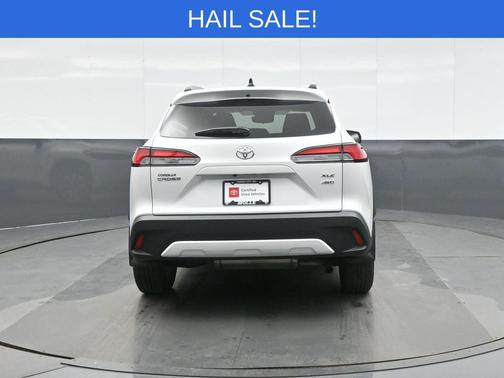 2025 Toyota Corolla Cross XLE