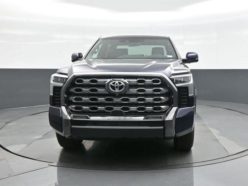 2026 Toyota Tundra Hybrid Platinum