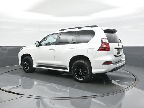 Starfire Pearl 2022 Lexus GX 460 Base
