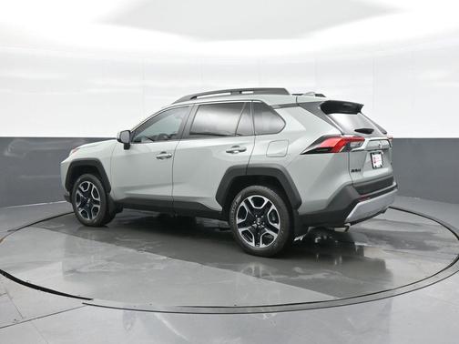 2019 Toyota RAV4 Adventure