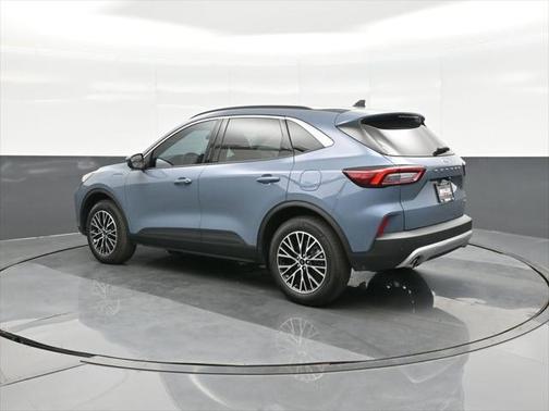 2024 Ford Escape PHEV SE